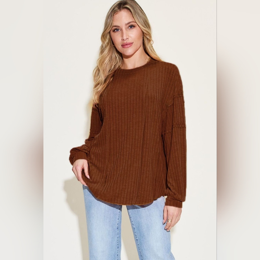 Basic Bae Full Size Ribbed Round Neck Long Sleeve T-Shirt - Picture 4 of 5